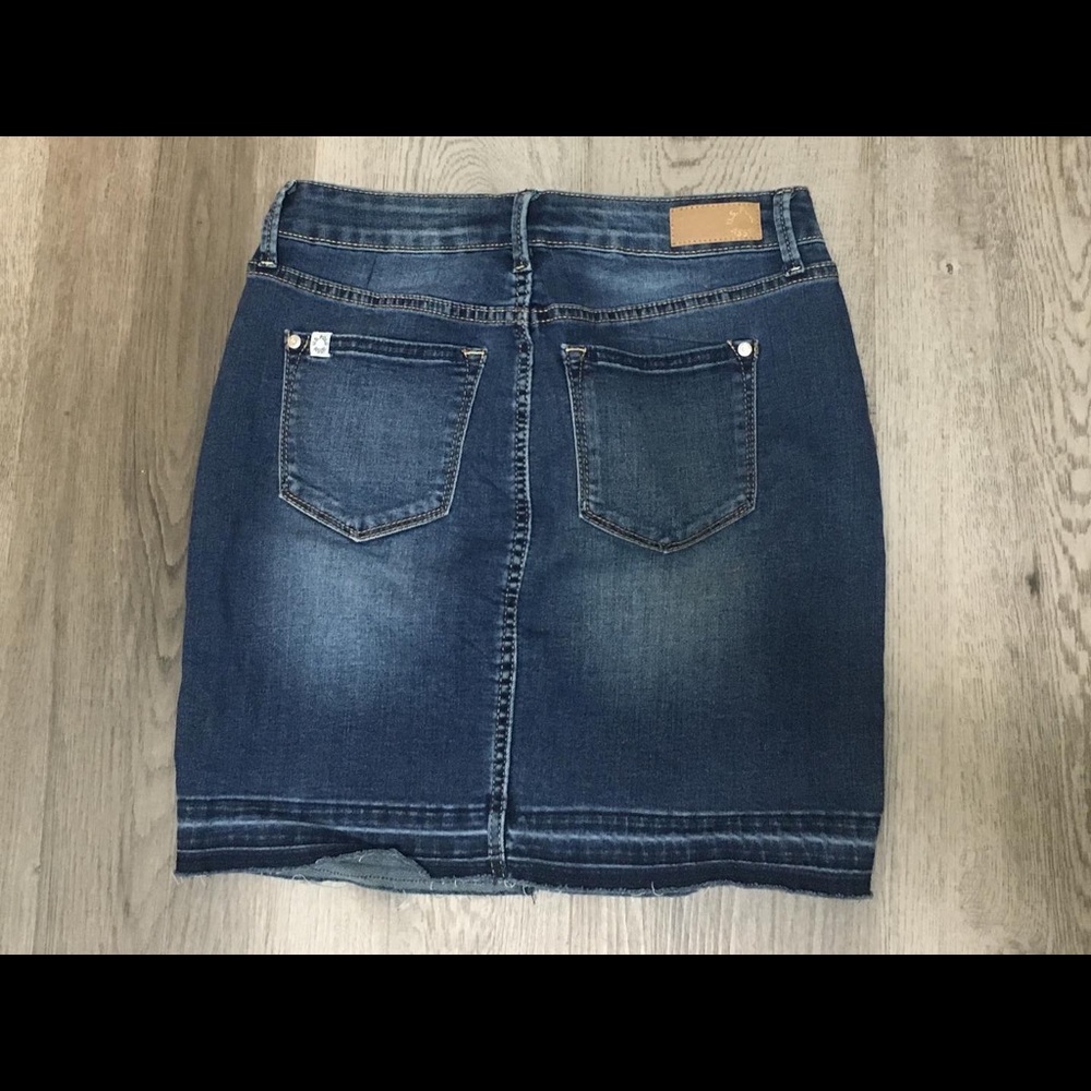 Denim skirt